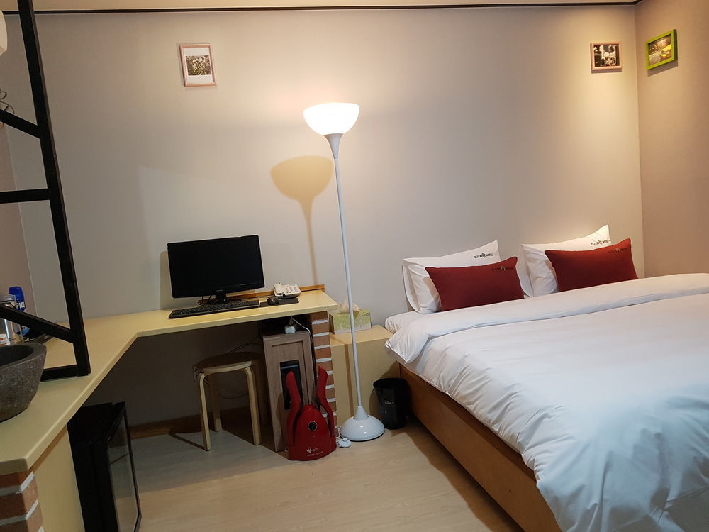 Cloud Nine Hotel Gimhae Ngoại thất bức ảnh
