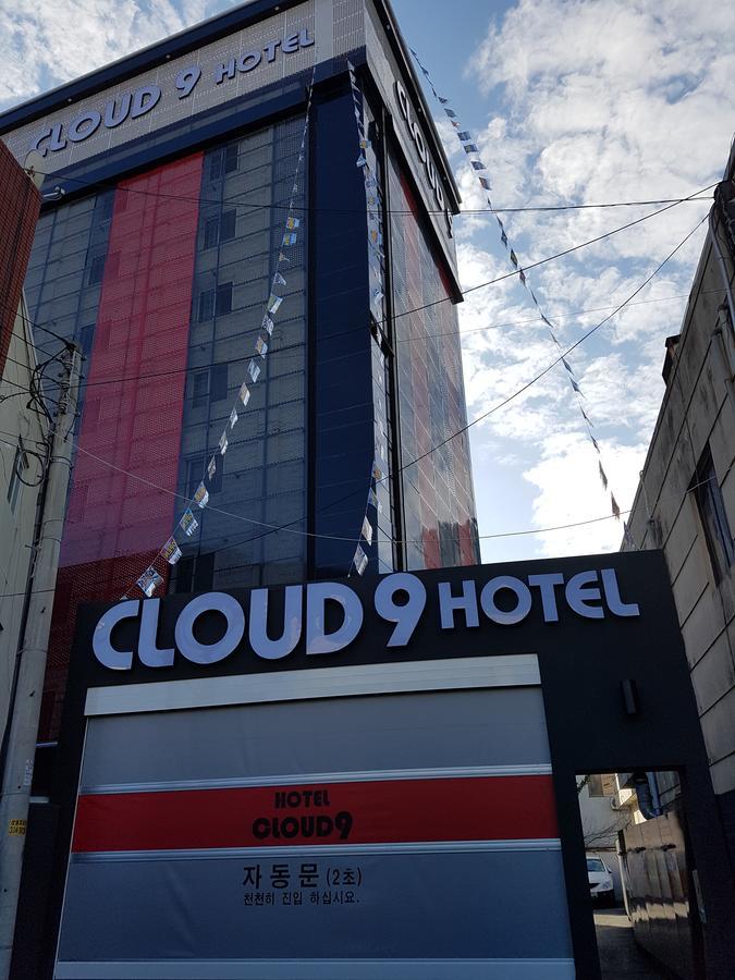 Cloud Nine Hotel Gimhae Ngoại thất bức ảnh