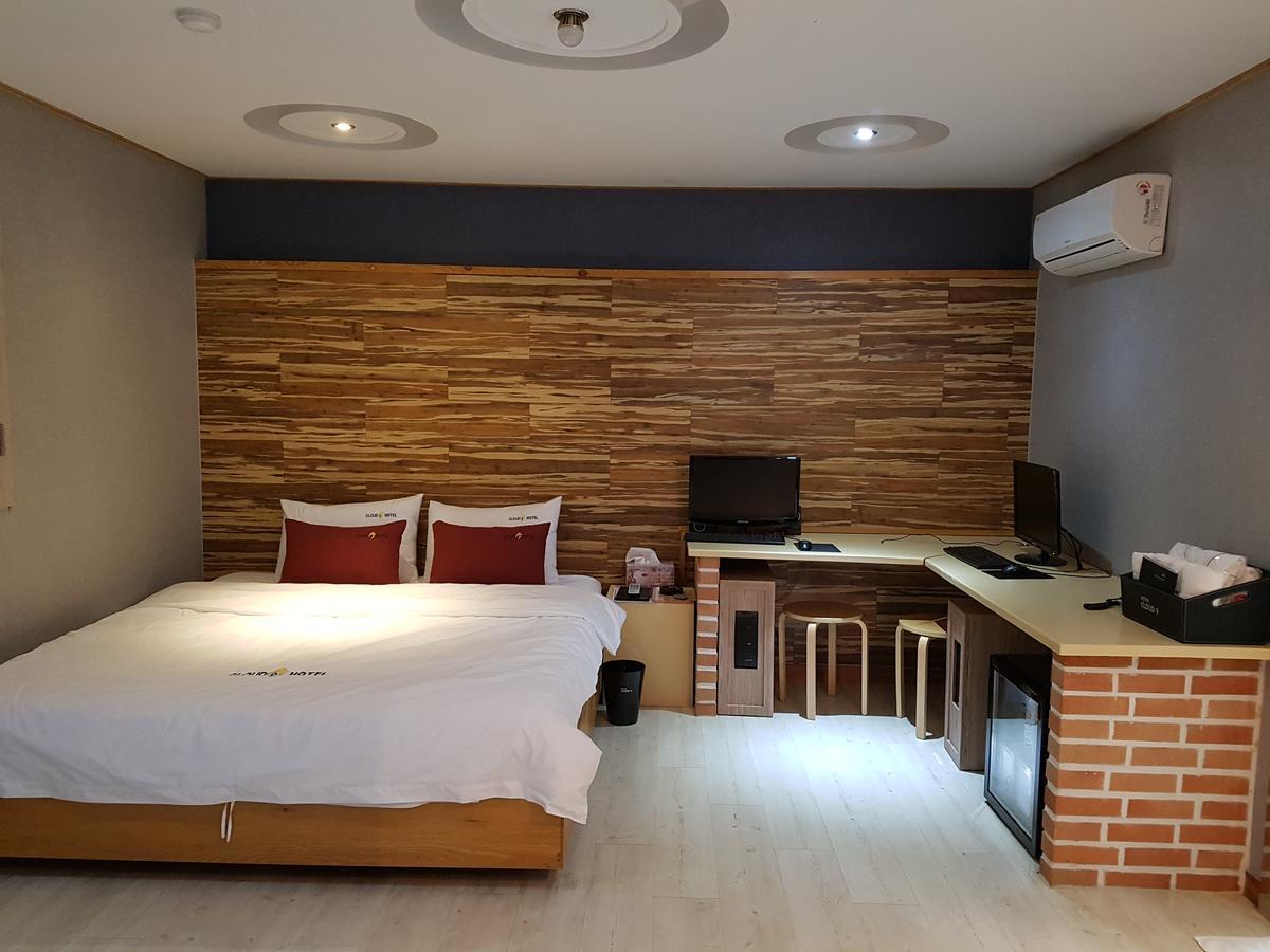 Cloud Nine Hotel Gimhae Phòng bức ảnh